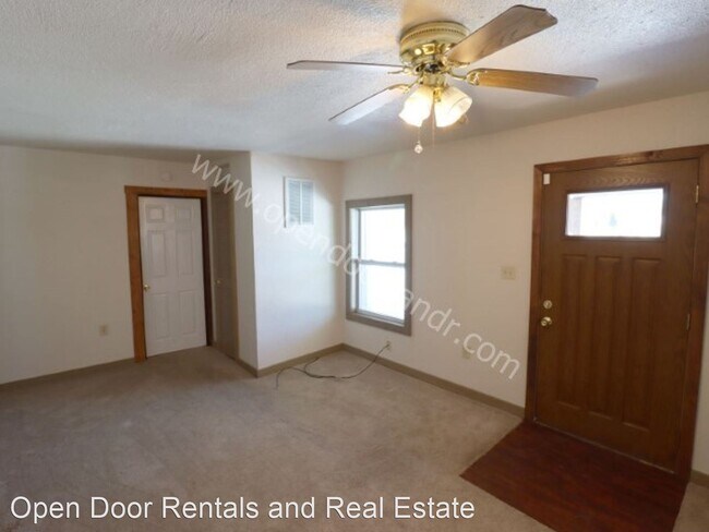 Building Photo - 3 br, 1 bath House - 1701 Phillip St