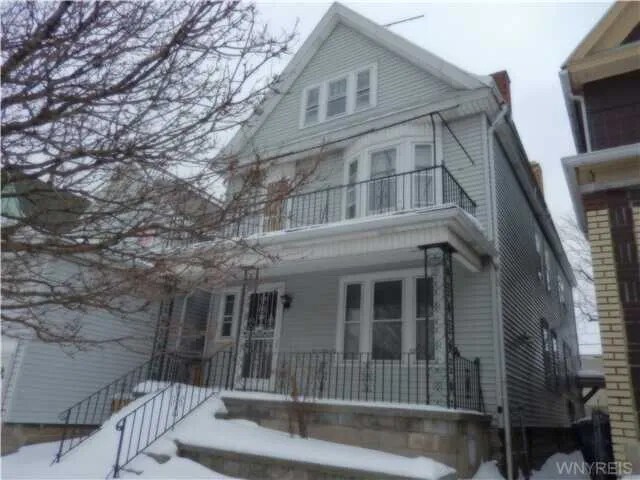 Building Photo - 31 School St