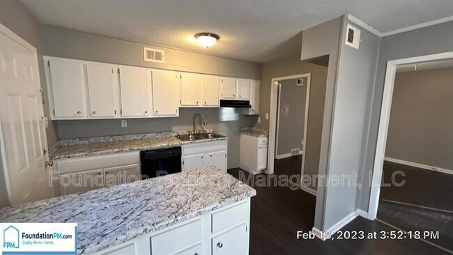 Building Photo - 3698 Firethorne Dr