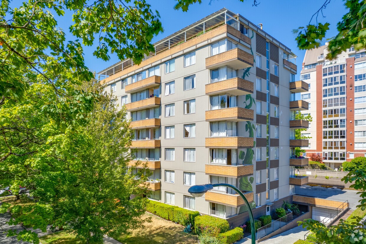 Lorraine Apartments Apartments 2121 W 44th Ave Vancouver, BC