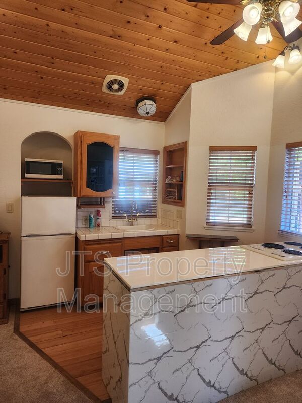 Building Photo - 8700 Winding Way
