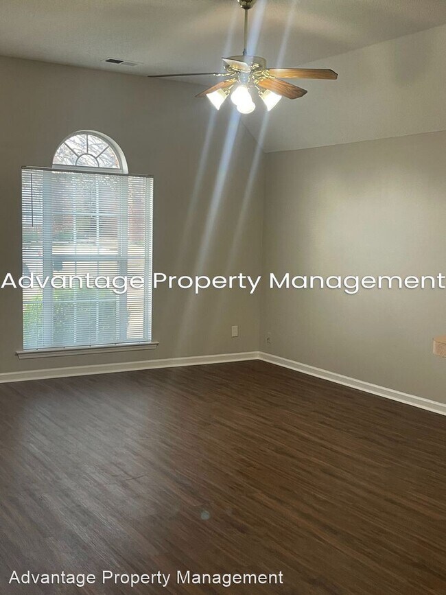 Building Photo - 3 br, 2 bath House - 6888 Wrigley Dr.