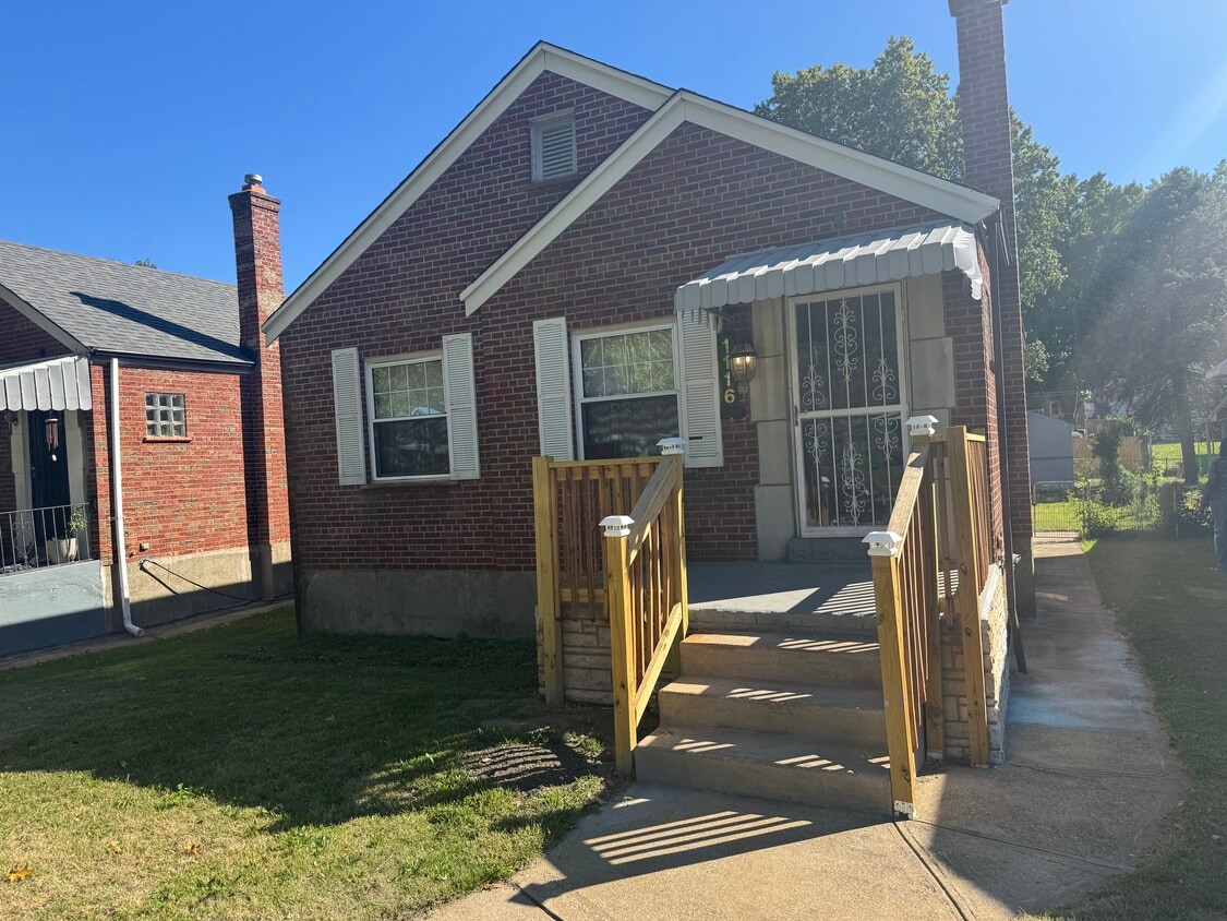 1116 Riverview Blvd, St. Louis, MO 63147 House Rental in St. Louis