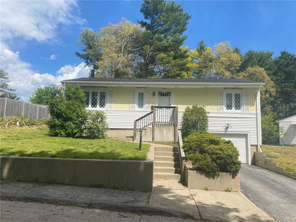 16 Powhatan St, Coventry, RI 02816 House Rental in Coventry, RI