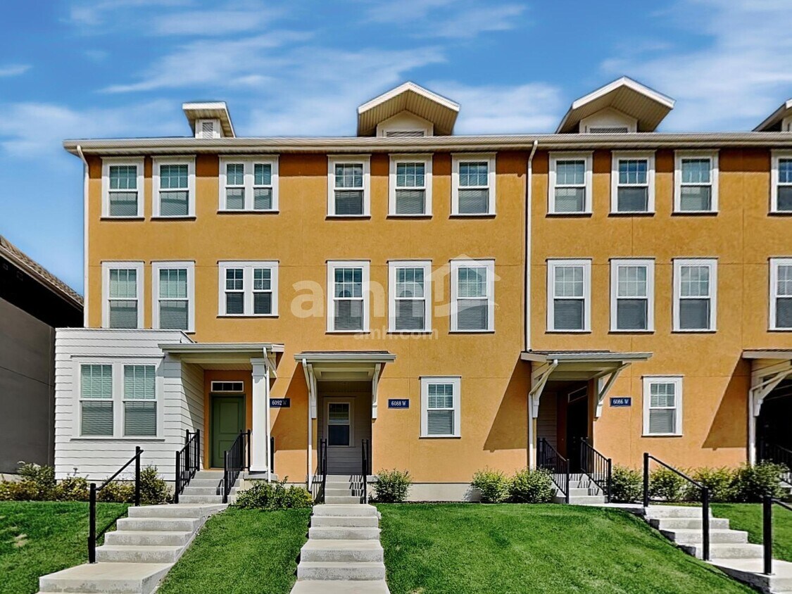 Foto principal - 6088 S Jordan Pkwy W