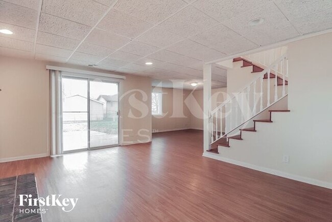 Building Photo - 135 Oriole Rd