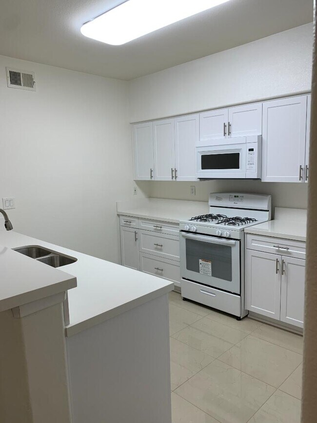 Foto del edificio - 12364 Carmel Country Rd