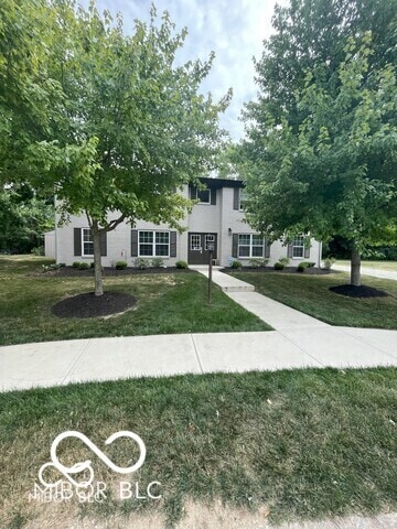 Building Photo - 421 Lark Ct