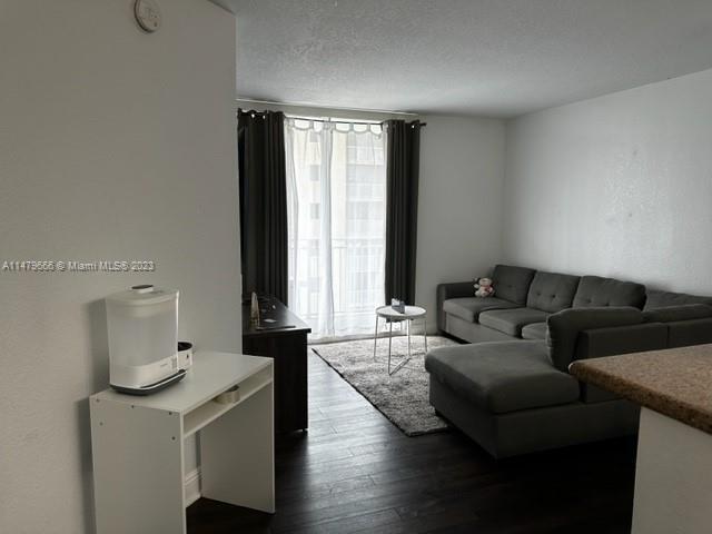 Foto del edificio - 219 NW 12th Ave