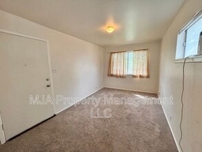 Building Photo - 2172 S 800 E