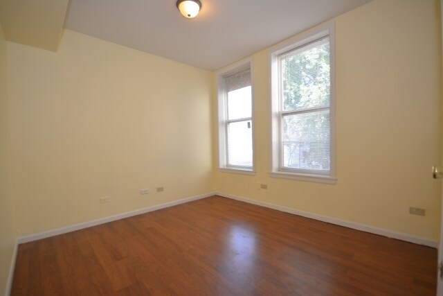 Building Photo - 3614 N Ashland Ave