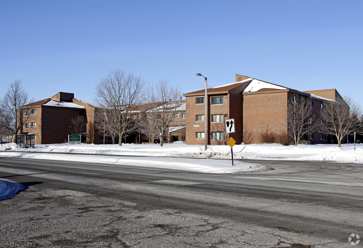 Primary Photo - Grace Mcdowall Apartment