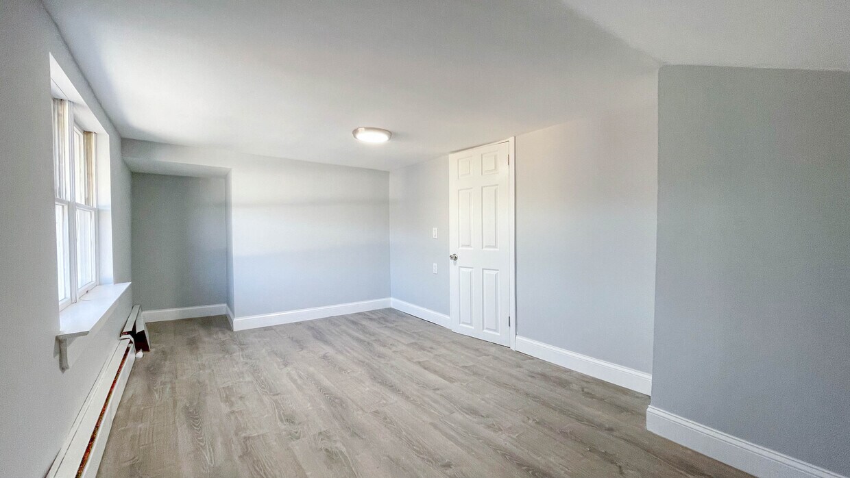 1011 Clayton Rd, Williamstown, NJ 08094 House Rental in Williamstown