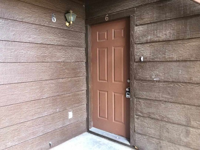 Foto del edificio - 201 Martingale