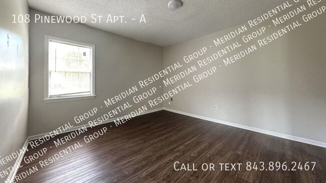 Building Photo - 108 Pinewood St