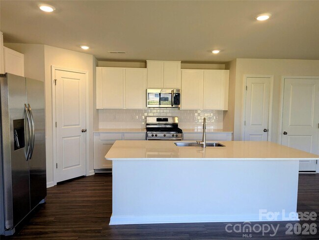 Building Photo - 107 Tallulah Ct