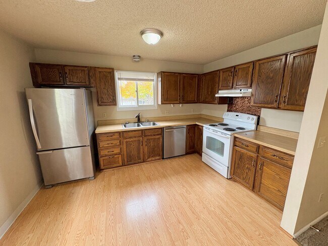 Foto del edificio - 2220-2222 Wyoming Ave