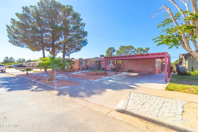 Building Photo - 3417 Aberdeen St