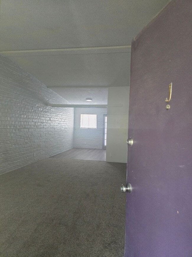 Foto del edificio - 3507 E 3rd St