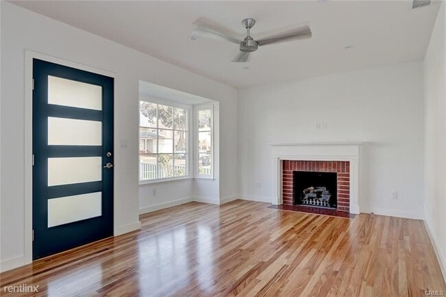 Building Photo - 3 br, 1 bath House - 326 Avenue F