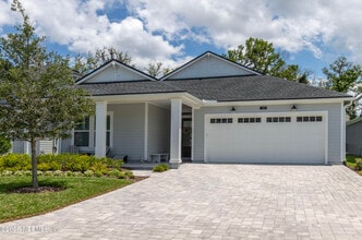 Building Photo - 110 Oak Pk Dr