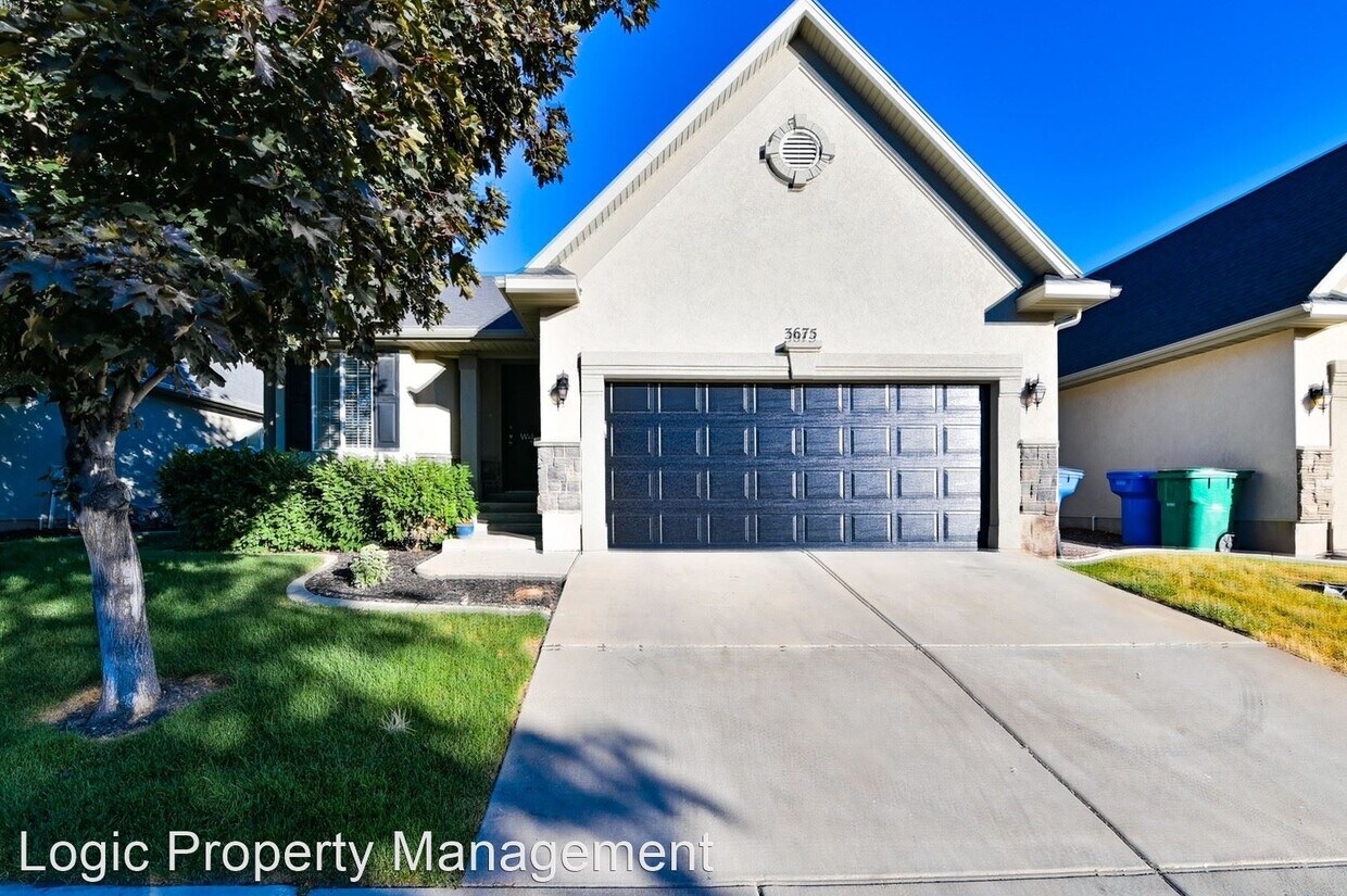 Primary Photo - 4 br, 3 bath House - 3675 W. Plymouth Rock...