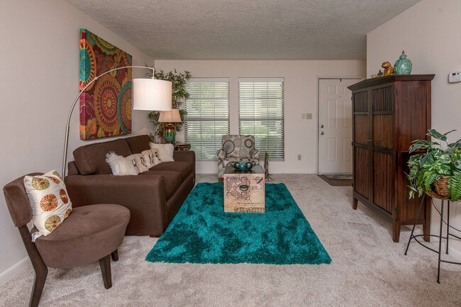 Living Area - Stevens Creek Commons