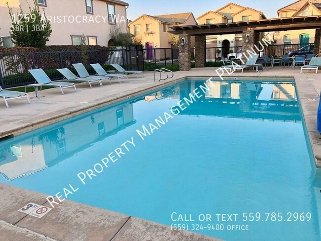 Building Photo - $2,100 DeWolf & Barstow, 3 Bedroom Home w/...