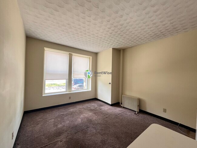 Foto del edificio - 1118 Commonwealth Ave