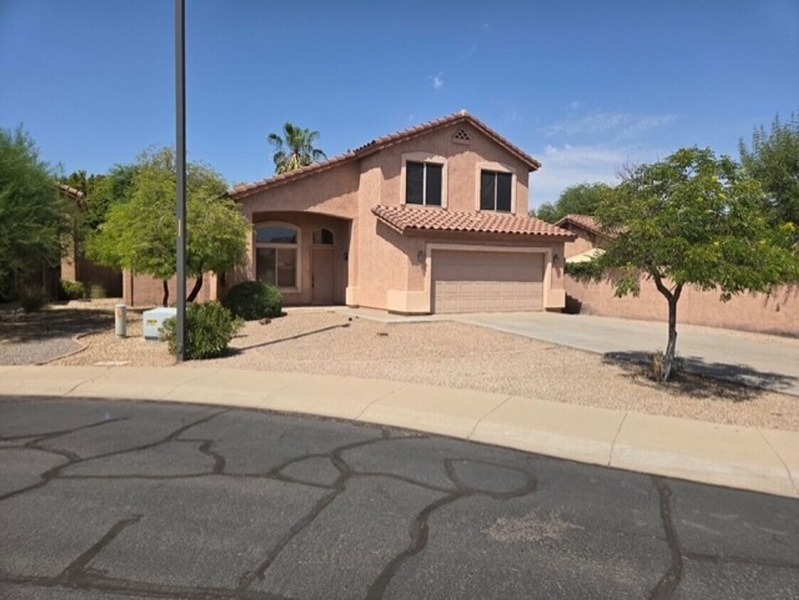 Building Photo - 1358 N Thunderbird Ct