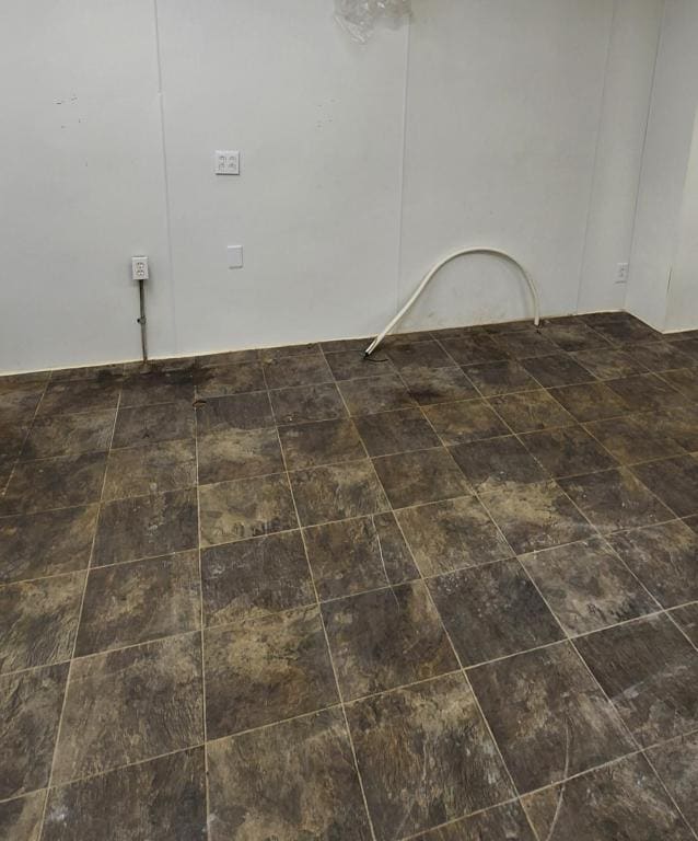 Building Photo - 311 W High St