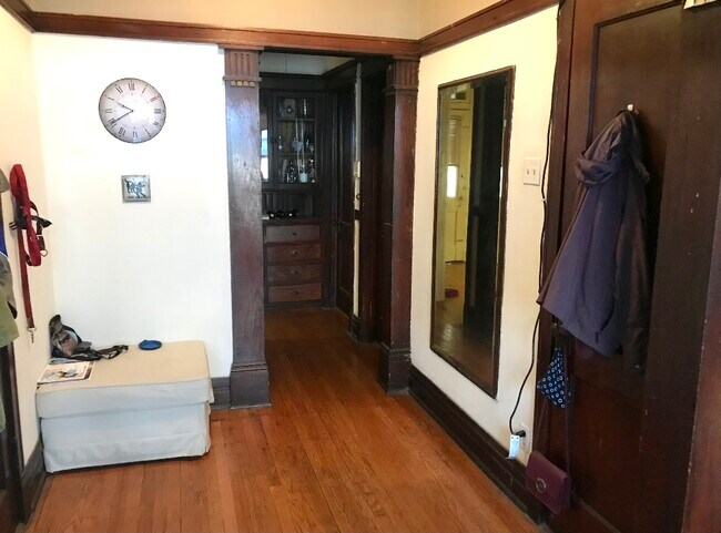 Foto del edificio - 4343 N Damen Ave