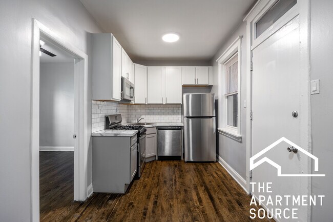 Foto del edificio - 6259 N Lakewood Ave