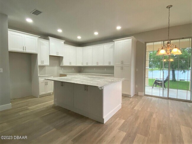 Foto del edificio - 196 Boysenberry Ln