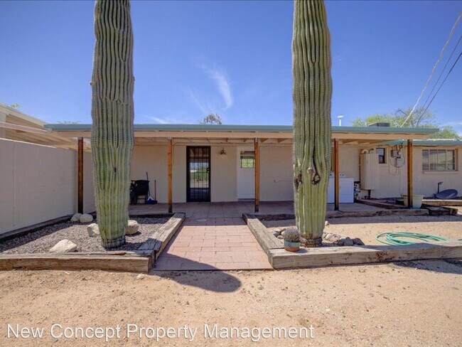 Foto del edificio - 2 br, 1 bath House - 6028 E 32nd St