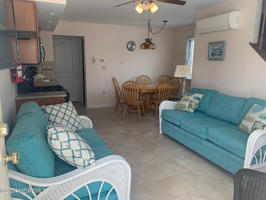 10 Stoney Rd, Point Pleasant Beach, NJ 08742 Townhome Rentals in Point Pleasant Beach NJ