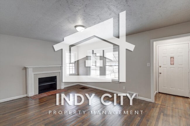 Building Photo - 3714 N Lesley Ave