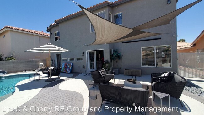 Foto del edificio - 4 br, 3 bath House - 1394 Glassy Pond Ave