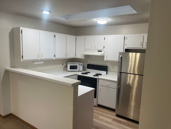 Building Photo - 2 Bed 2 Bath Townhome for lease: $1,480 pe...