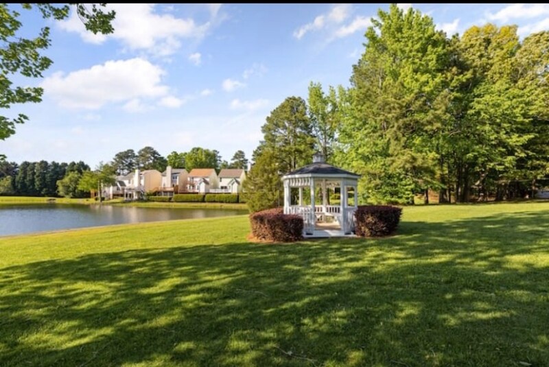 Photo - 106 Lake Hollow Cir (Cary, NC)