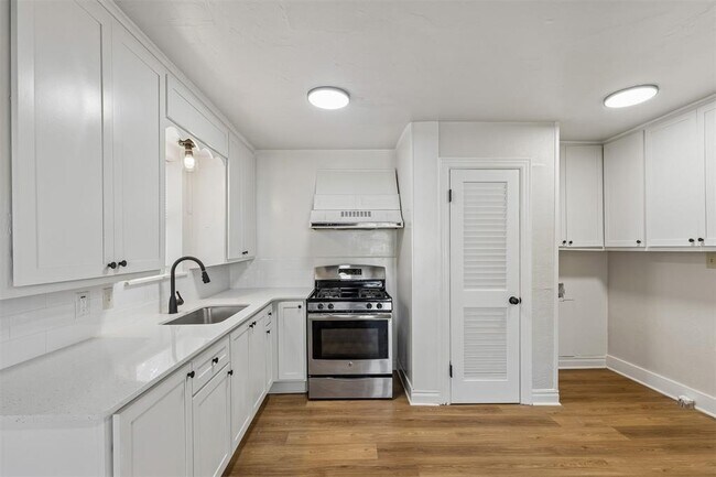 Foto del edificio - 2145 NW 32nd St