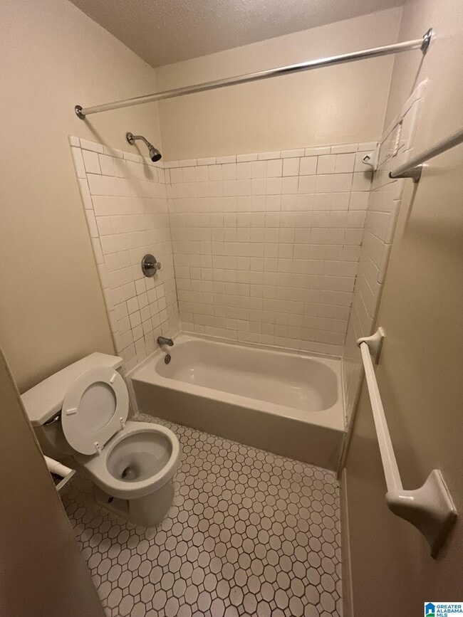 Building Photo - 1300 16th St N