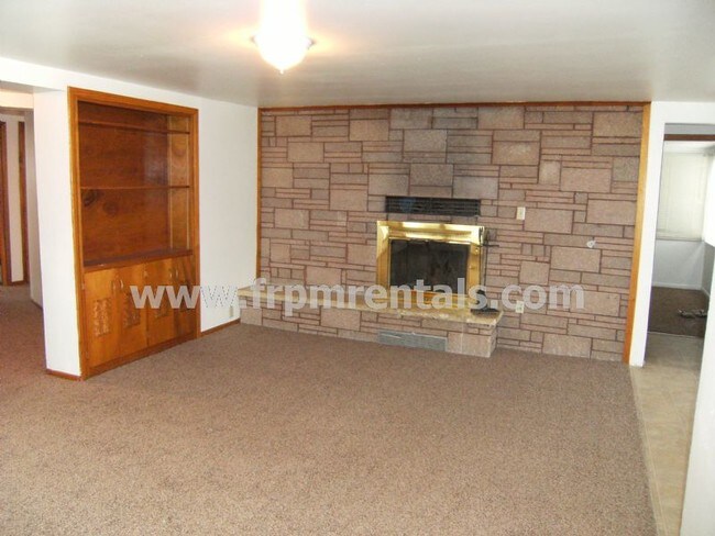 Building Photo - 2811 W Malad St