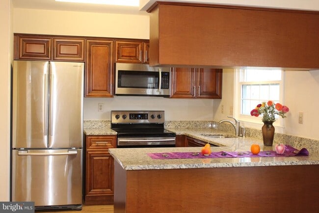 Building Photo - 642 Concerto Ln