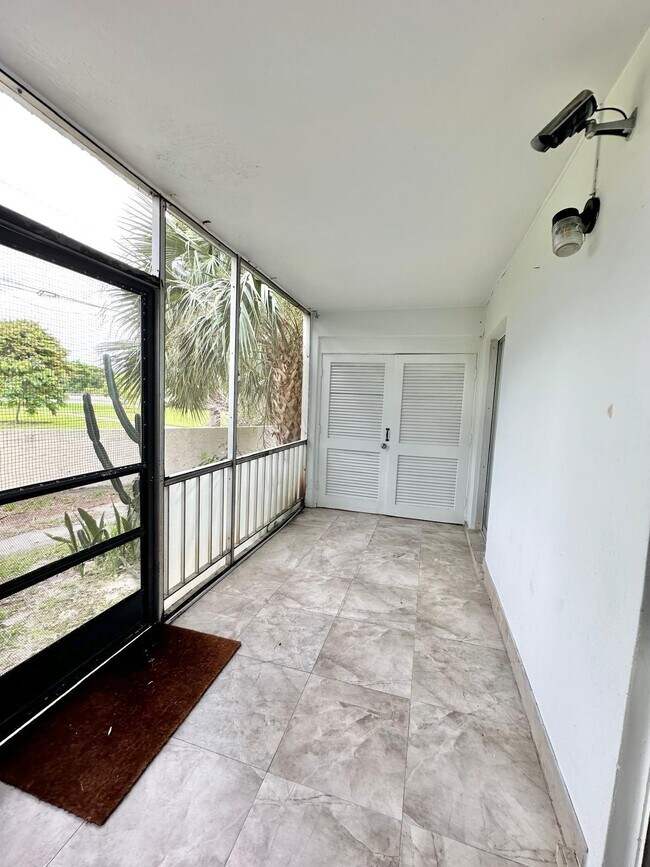 Foto del edificio - 610 NW 13th St