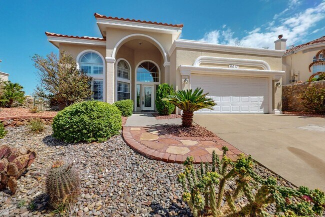 Building Photo - 6017 Ojo De Agua Dr