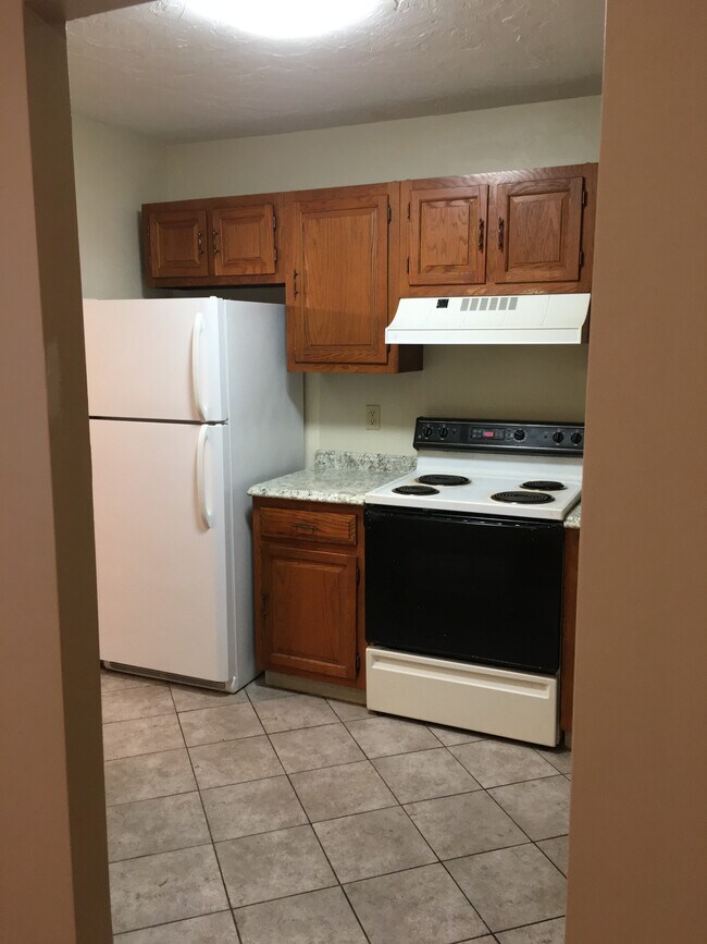 Building Photo - 110 Fellsview Ter