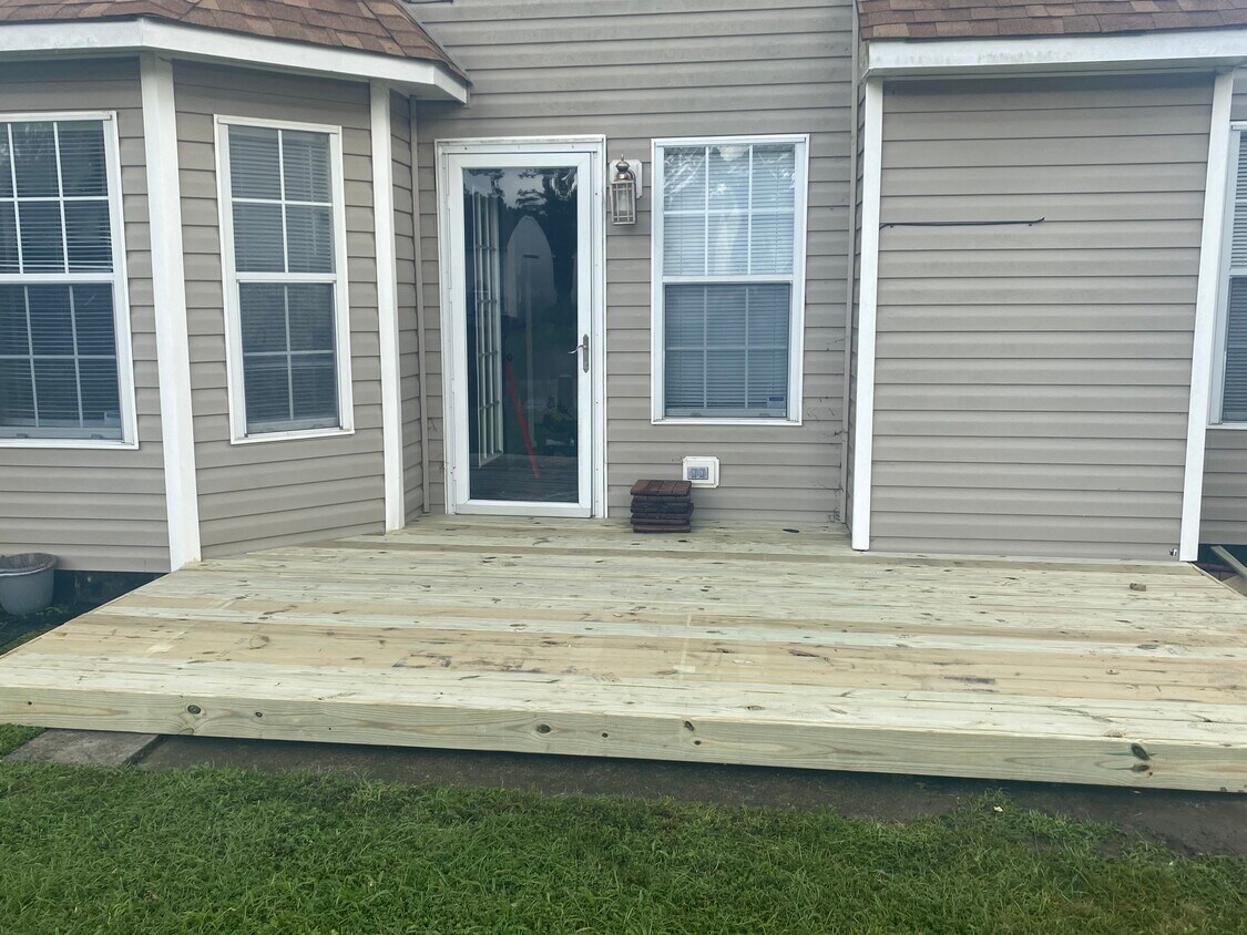 12 Centre Port Cir, Portsmouth, VA 23703 House Rental in Portsmouth