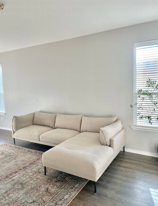 Foto del edificio - 12219 Hamlin Creek