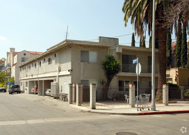Building Photo - 11002 Hesby St